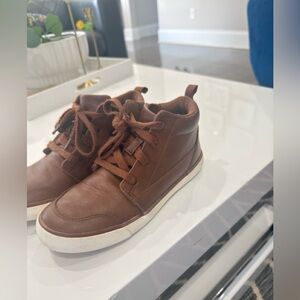 Boys  Brown High-Top Sneakers
